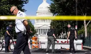EEUU: sujeto impacta su camioneta contra una barricada del Capitolio y luego se suicida