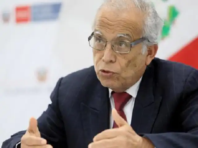 Aníbal Torres presenta proyecto de ley para expulsar extranjeros que cometan delitos