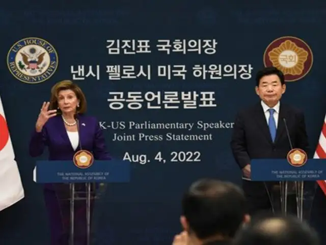 Nancy Pelosi viaja a zona desmilitarizada entre las dos Coreas y aumenta la tensión