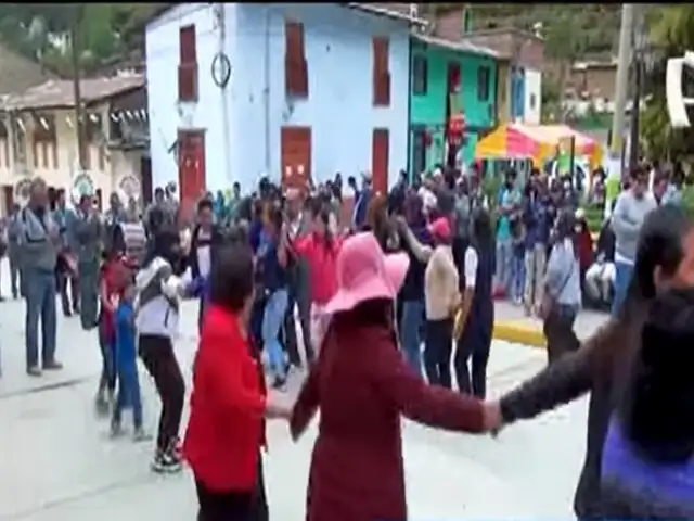 Fiesta y tradición en Yauyos: la provincia celebra su aniversario a lo grande