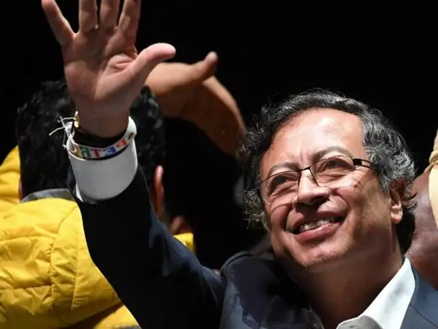 Colombia: Gustavo Petro  asume el mando de la presidencia