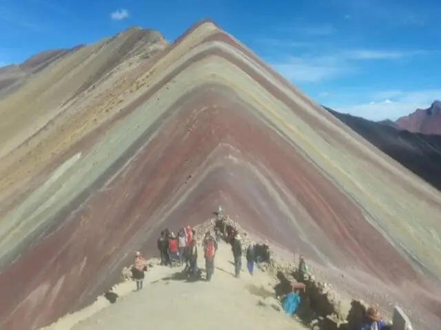 Cusco: turista francés fallece en la montaña de siete colores