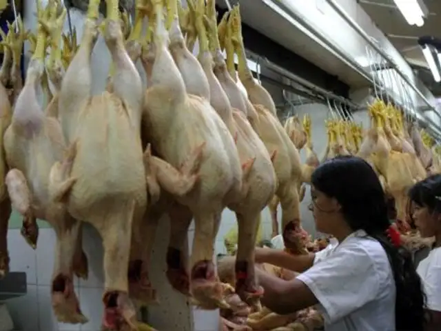 Kilo de pollo continúa por encima de los S/11 en mercados minoristas
