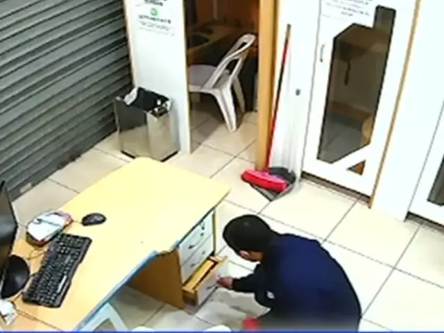 Callao: Delincuente ingresa a cabina de internet y roba más de S/2 mil