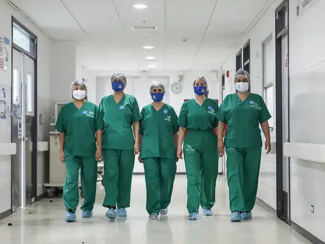 Enfermeras guerreras ayudan a salvar vidas en el Instituto Nacional Cardiovascular