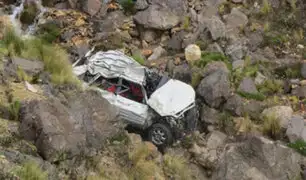 Despiste y caída de camioneta a un abismo de 300 metros deja seis muertos en La Libertad