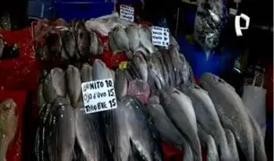 Sube el precio del pescado: por veda y oleaje anómalo