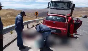 Choque frontal entre auto y camión remolcador deja cuatro jóvenes muertos en el Cusco