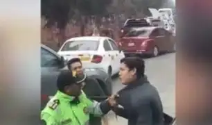 Comas: Policía se pelea a golpes con un taxista que se negaba a ser intervenido