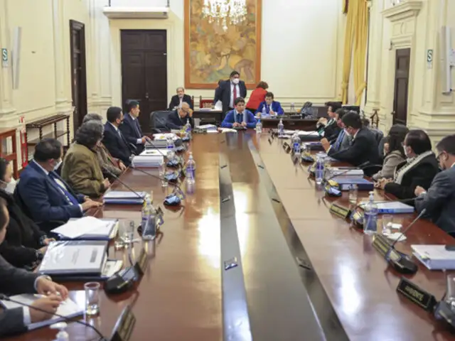 Presidente Castillo participa en sesión extraordinaria del Consejo de Ministros en Palacio de Gobierno