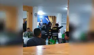 La Libertad: sicarios vestidos de policías ingresan a conocido restaurante  y matan a un hombre