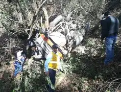 Áncash: despiste y volcadura de vehículo en la provincia de Pomabamba deja 18 heridos