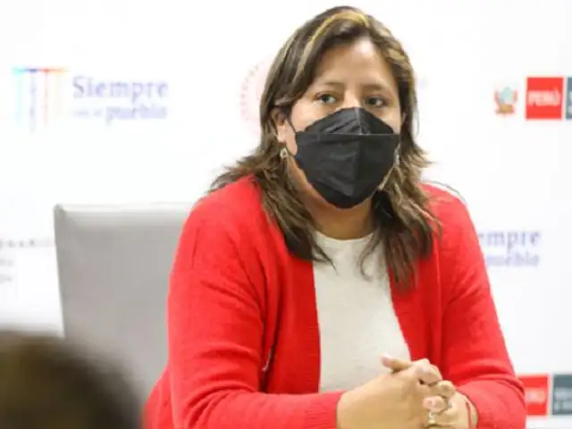 Ministerio de Educación confirma que retirarán a María Tarazona de Pronabec
