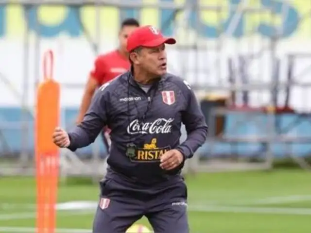 Juan Reynoso no descarta que la selección dispute partidos de Eliminatorias en provincia