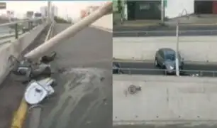 Miraflores: camioneta impacta contra poste en la Vía Expresa y lo derriba