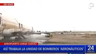 Bomberos del Aeropuerto Jorge Chaves realizan simulacro ante emergencias