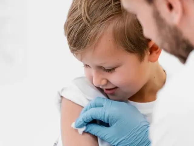 Meningitis: Conoce los 4 tipos de variantes que causan secuela en los niños