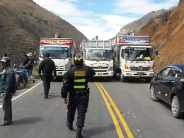 Paro de transportistas en Cusco: continúa el bloqueo de carreteras y el tránsito restringido