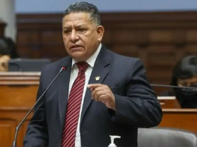 Congresista Medina a AMLO: “Refleja ignorancia al decir que Castillo no dio un golpe de Estado”