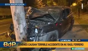 Accidente de madrugada: jóvenes resultan heridos tras chocar contra árbol en La Molina