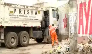 Tras denuncia de 24 Horas: Municipio de SJM recoge basura acumulada en Av. Salvador Allende