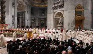Misa de gallo: Papa Francisco habla durante homilía de una humanidad insaciable de poder