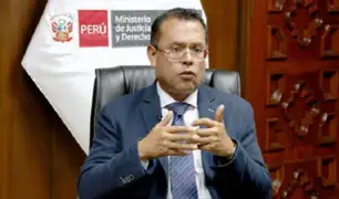Ministerio Público y fuero militar investigarán muertes en protestas, informó el ministro de Justicia, José Tello