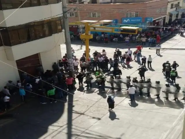 Crimen de escolar en Ayacucho: incendian Fiscalía de Huanta en protesta por liberación de implicados