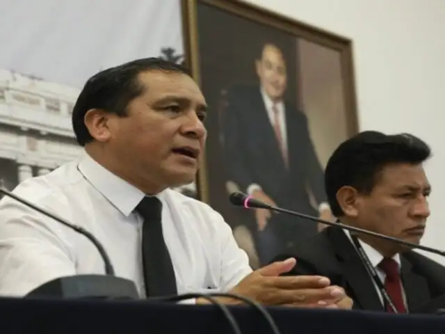Vocero de Perú Libre adelanta que votará contra la vacancia pese a que votó por su admisión