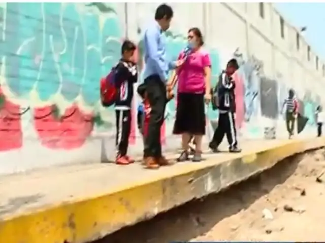 Escolares en riesgo: padres denuncian veredas en mal estado y posible colapso de pared en SMP