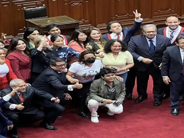 Pedro Castillo: Congresistas celebraron tras aprobar vacancia presidencial