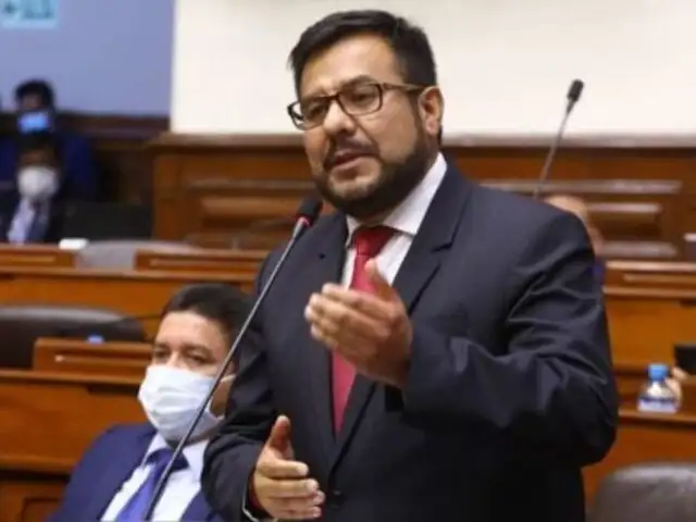 Carlos Zeballos afirma que el Gobierno capturará a Cerrón "cuando pase algo" para "usarlo como cortina de humo"