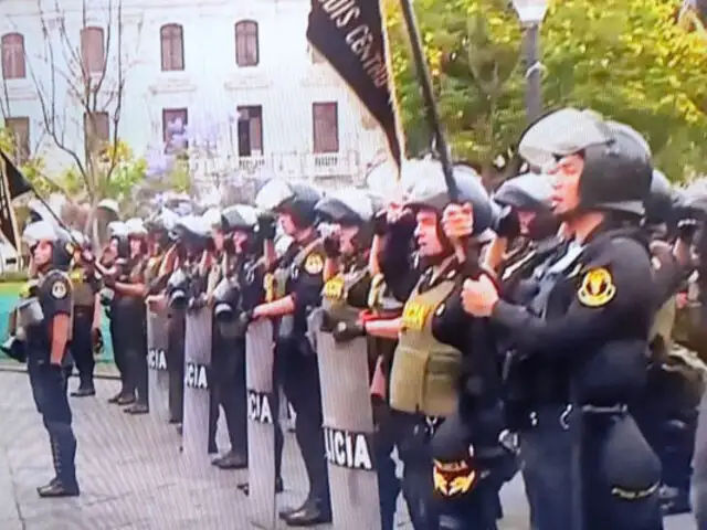 Mininter: al menos 300 policías heridos, algunos de ellos en estado grave, dejan protestas en el país