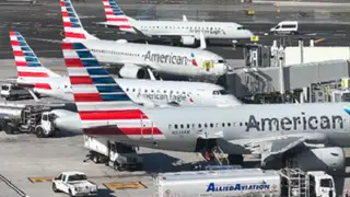 Sujeto fallece tras ser succionado por turbinas de avión American Airlines