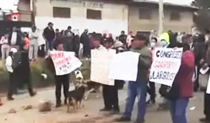 Huancayo: Manifestantes bloquean tramo de la Carretera Central