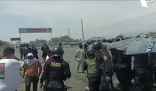 Policía atacado en Ica: manifestantes lo retuvieron y después de siete horas lo liberaron
