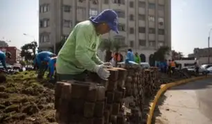 Retiran adoquines de calles del centro de Lima para evitar que vándalos los usen como armas