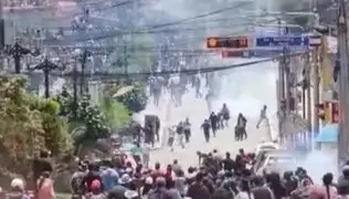 Apurímac: manifestantes y la Policía se enfrentan en Andahuaylas