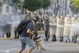 Centro de Lima: 18 personas detenidas tras violenta jornada de protestas