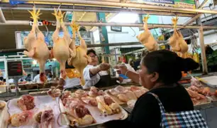 Reportan desabastecimiento de pollo y huevos en los principales mercados del país
