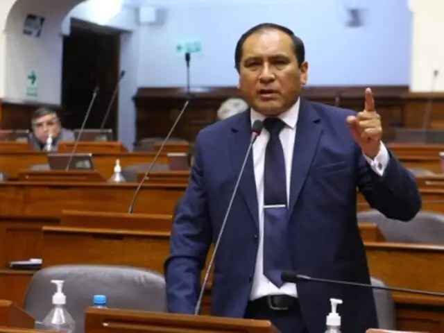 Flavio Cruz: "Si la presidenta renuncia, adiós a la Asamblea Constituyente"