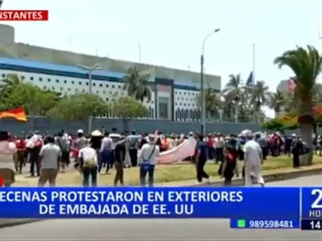 Surco: Decenas de manifestantes protestan en exteriores de la embajada de EE.UU.