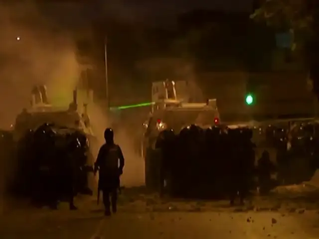 Centro de Lima: así fue el enfrentamiento entre manifestantes y la PNP en la avenida Abancay