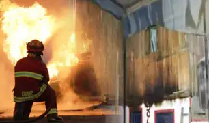 Incendio consume un taller mecánico en SJL