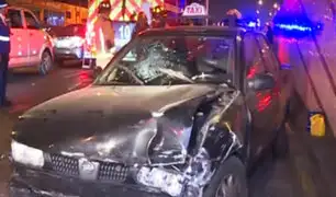 Taxista se despista y salva de morir en la Vía Expresa de La Victoria