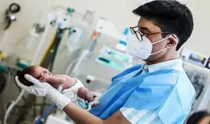 Joven nació prematuro y hoy es pediatra de la sala de Neonatología que le salvó la vida