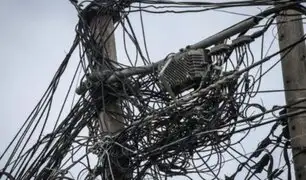Municipalidad de Lima inicia retiro de cables en desuso en el Rímac