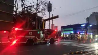 Fuga de gas en San Isidro: Cortan pase por avenida Javier Prado
