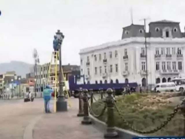 Municipio de Lima vuelve a limpiar y reparar daños en la Plaza Dos de Mayo