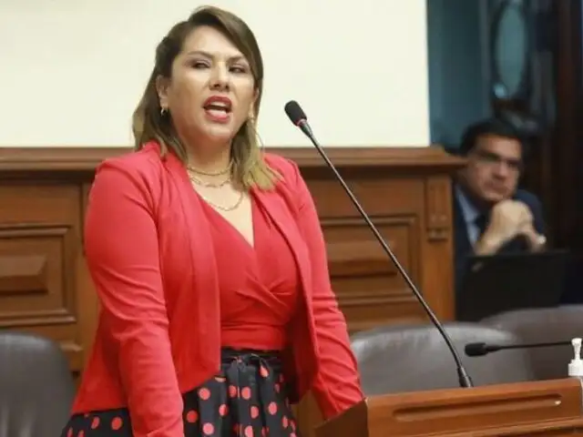 Digna Calle lleva 300 días en EE.UU.: denuncian que no regresa a Perú, pero participa y vota en el pleno del Congreso